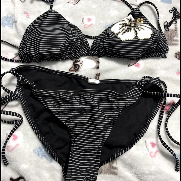 Xhilaration Other - 2 piece striped bikini swimsuit
